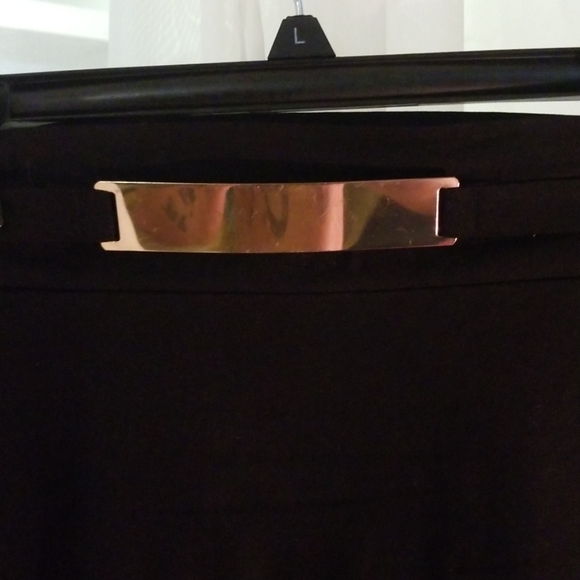 FLOP FASHION Gold Buckled Pencil Skirt - Picture 2 of 5